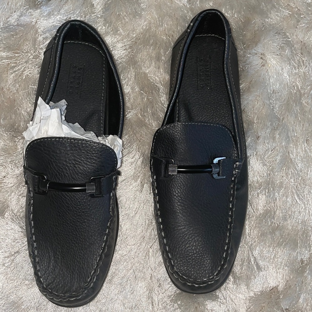 Simply Styled Men’s. Loafers in size 11
